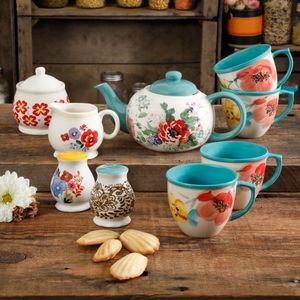 11 Piece Pioneer Woman Tea Set